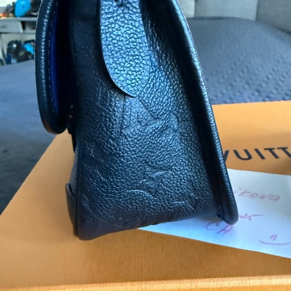 Louis Vuitton Diana bag - Picture 7 of 14